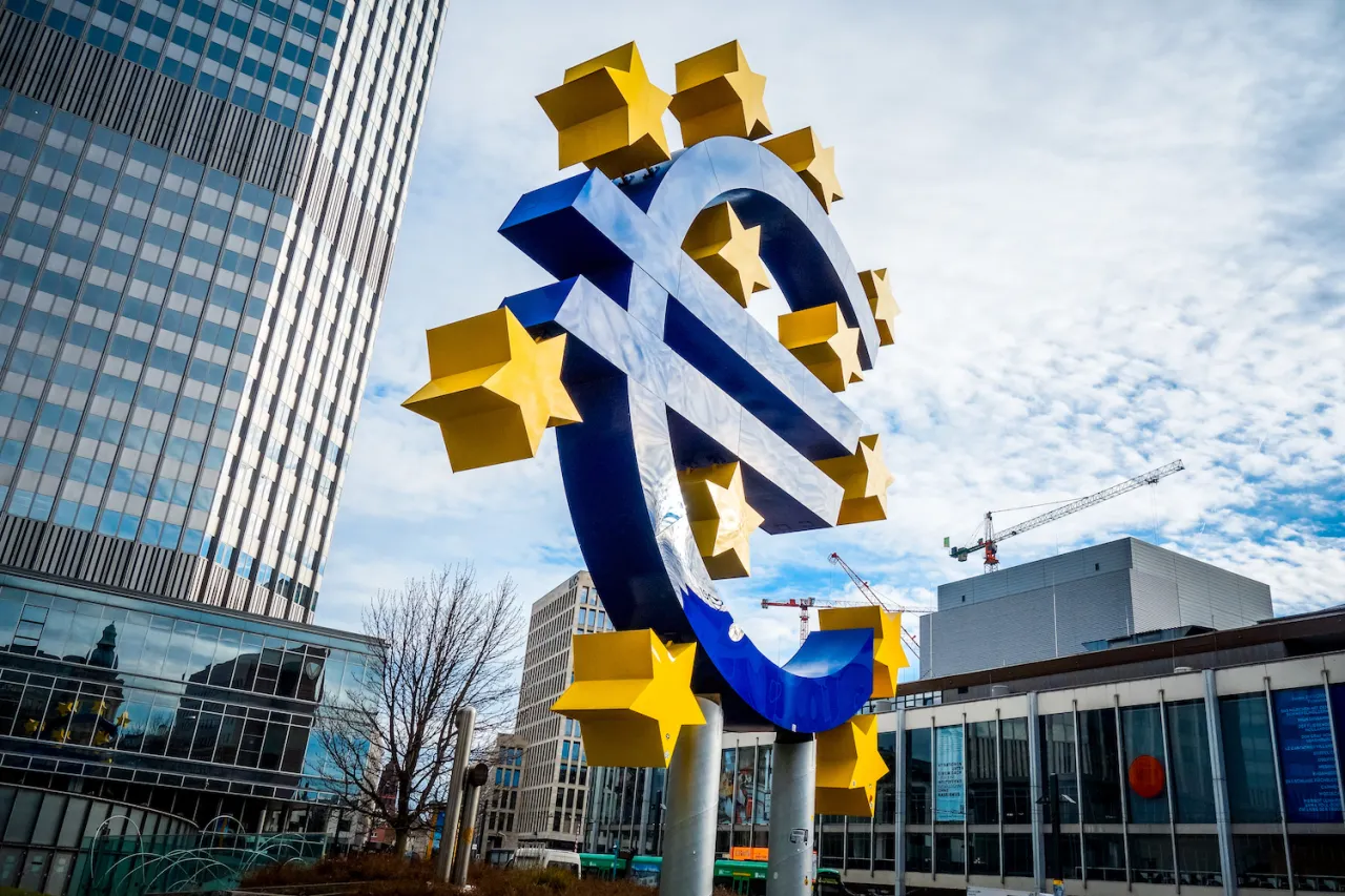 2813_ECB